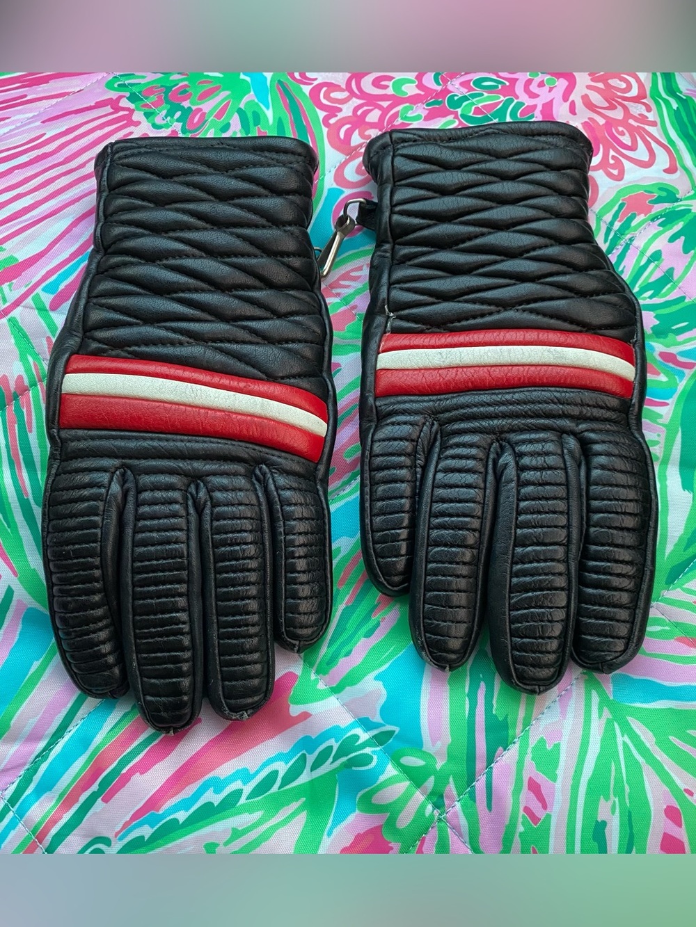 Zenith Ski Women’s Black Leather Gloves with red and White Stripe size large